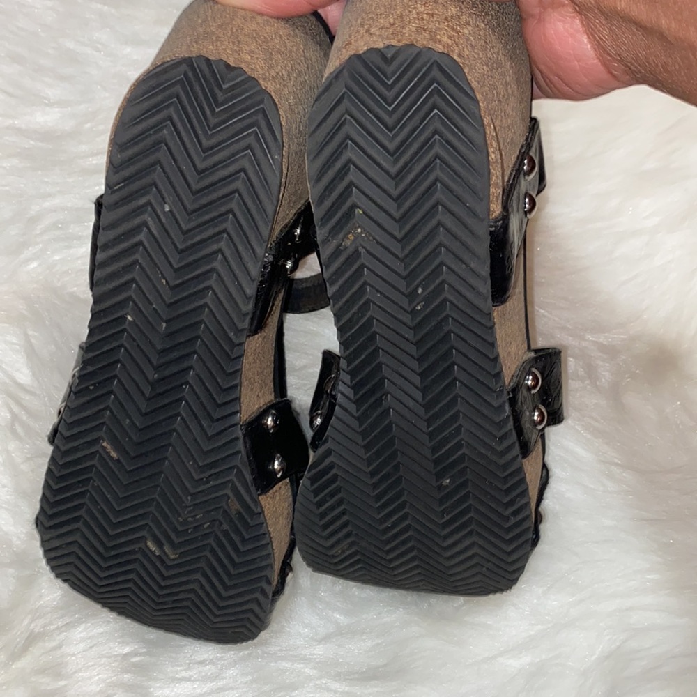 Volatile wedge sandals - Picture 5 of 5
